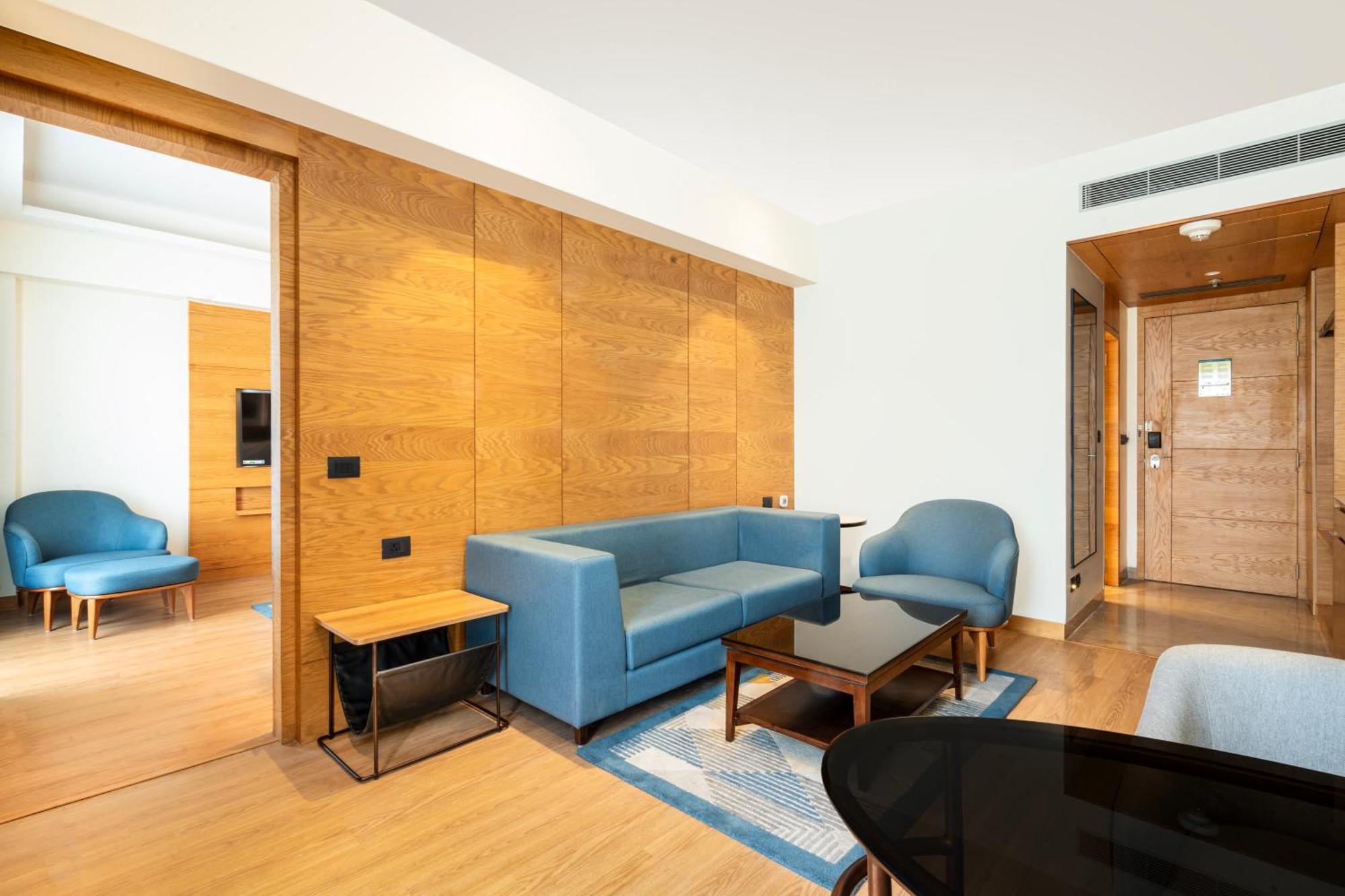Radisson Hotel Vrindāvan Екстериор снимка