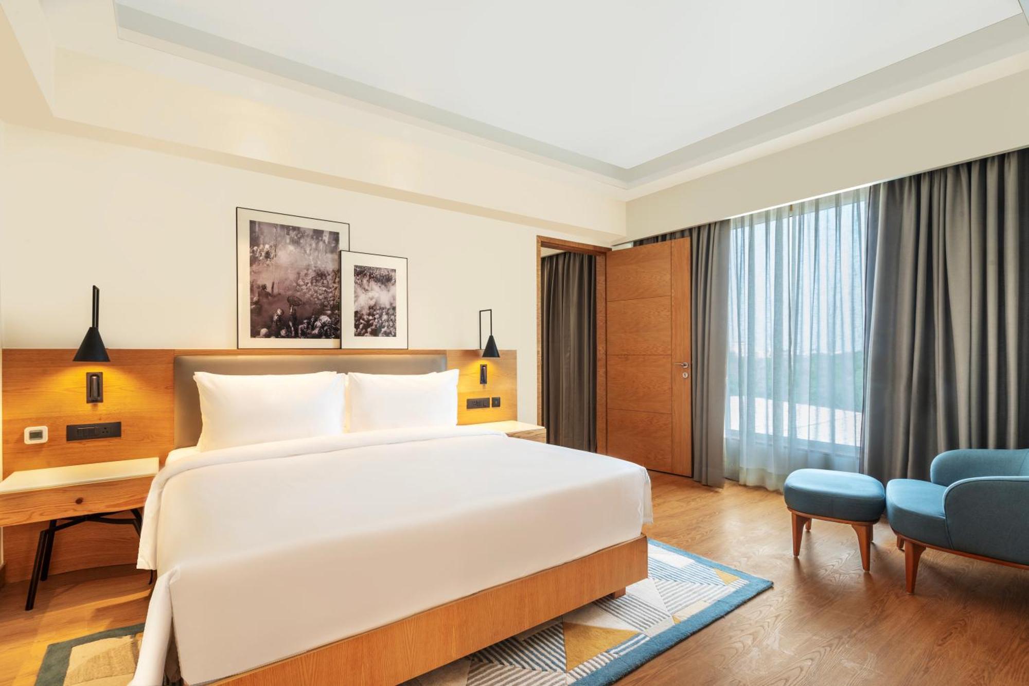 Radisson Hotel Vrindāvan Екстериор снимка