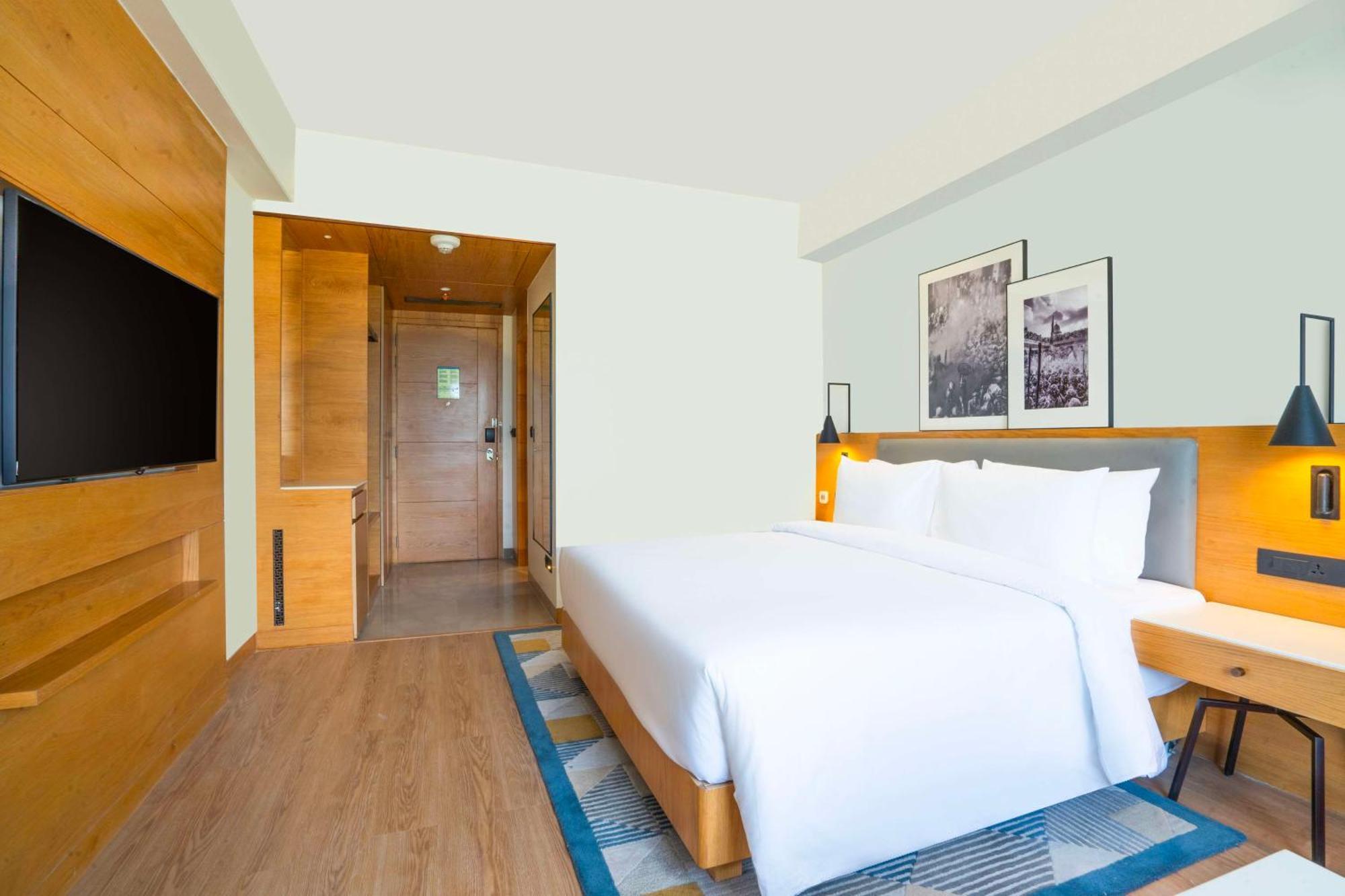 Radisson Hotel Vrindāvan Екстериор снимка